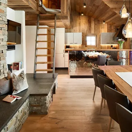 Promi Alm - Luxus Chalet *