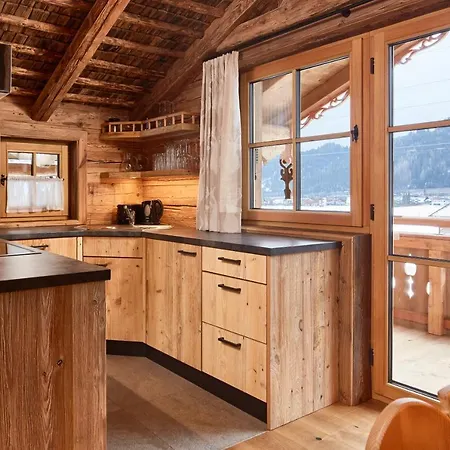 Promi Alm - Luxus * Flachau