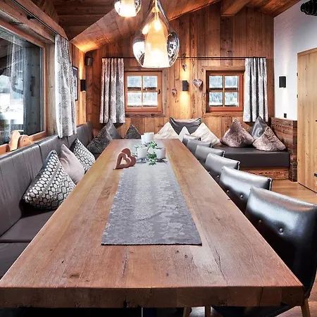 Promi Alm - Luxus * Flachau